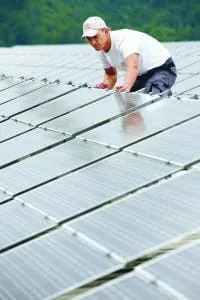 Sonnenstrom mit Zeugnis