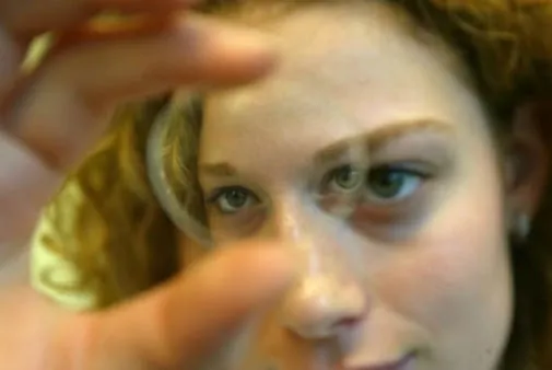 Kooperation von Augenarzt und Optiker weiter strittig