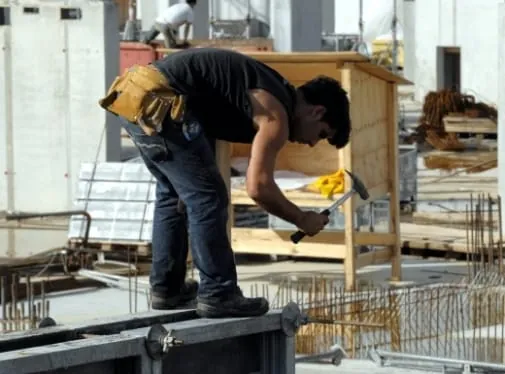 Deutsche Wirtschaft schrumpft weniger als erwartet