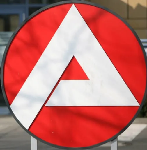 Zahl der Arbeitslosen sinkt im November