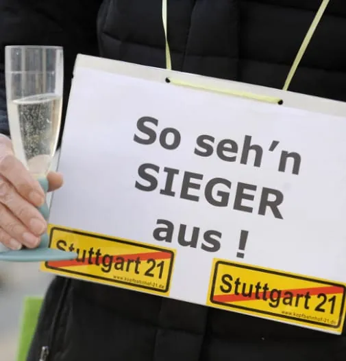 Bahn stoppt vorläufig "Stuttgart 21"
