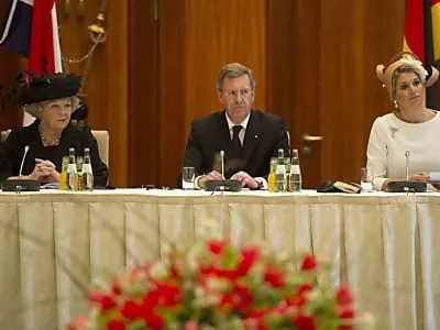 Königin Beatrix nach fast 30 Jahren wieder auf Staatsbesuch in Deutschland