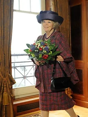 Königin Beatrix will Dresdner treffen