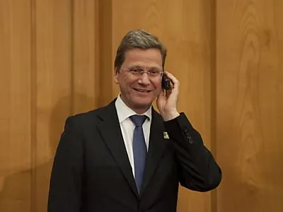 Westerwelle: Libyen-Einsatz fordert langen Atem