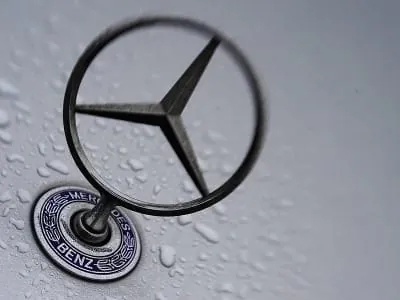 Daimler startet in Schanghai zweiten Angriff auf die Golf-Klasse