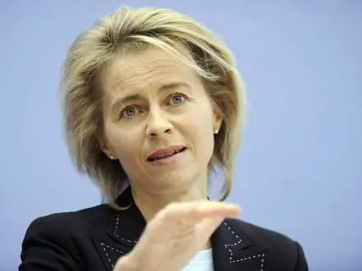 Von der Leyen verteidigt Bildungspaket gegen Kritik