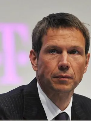 Obermann sieht Telekom vor neuer Phase