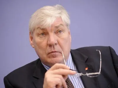 Sommer fordert gesetzliche Frauenquote