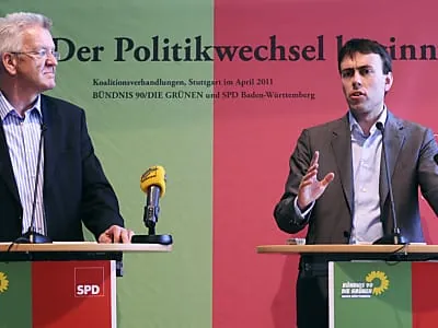 Grün-rote Koalition stellt Details zur Bildungspolitik vor