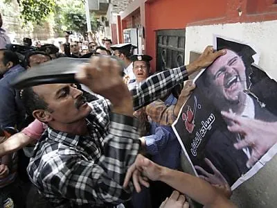 Regierung fordert Sanktionen gegen Syrien