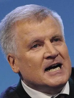 Seehofer: Fachkräfte-Zuwanderung aus Osteuropa abwarten