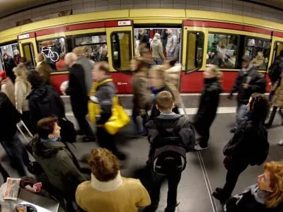 CSU attackiert Berliner Justiz wegen Haftverschonung für Schläger