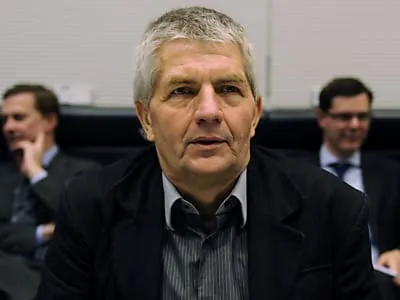 Jahn gegen Überheblichkeit beim Umgang mit DDR-Biografien