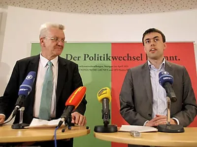 Kretschmann und Schmid stellen baden-württembergisches Kabinett vor