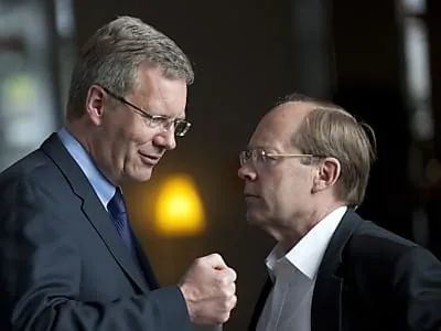 Wulff kehrt wegen Flugzeugpanne per Linienflug aus Brasilien zurück