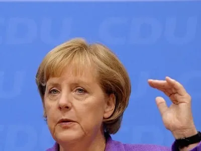 Merkel: Vorratsdatenspeicherung für Terrorbekämpfung unverzichtbar