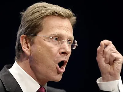 Westerwelle verurteilt religiöse Gewalt in Ägypten