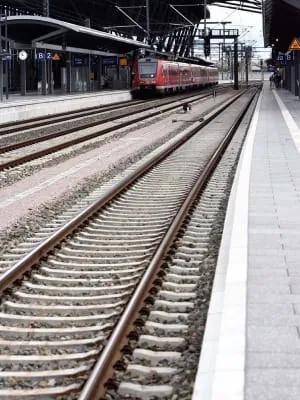 Die Züge rollen wieder
