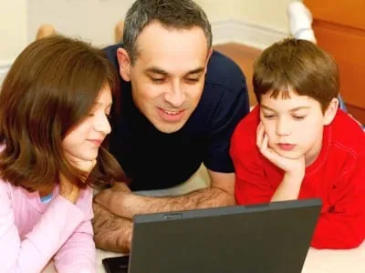 GEW fordert Laptop für jeden Schüler