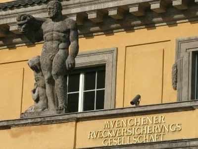 Münchener Rückversicherung macht 948 Millionen Euro Verlust