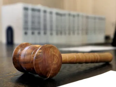 Europäisches Gericht bekräftigt Gleichbehandlung Homosexueller