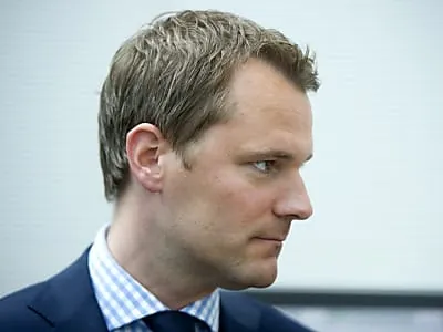 Ärzteschaft und Kassen loben Bahr