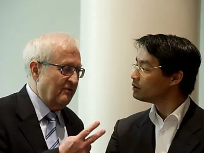 Rösler erwartet "Ruhe und Gelassenheit" durch Brüderle