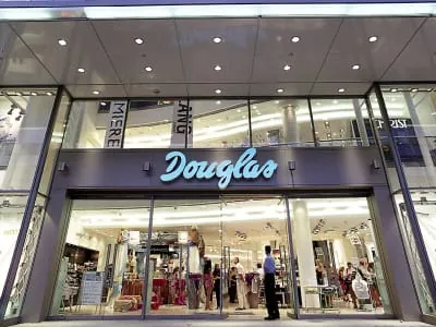 Douglas bleibt auf Wachstumskurs