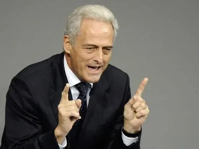 Ramsauer hofft trotz Energiewende auf "Entspargelung"