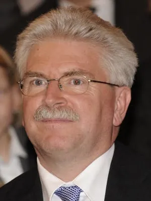 Bayerns Wirtschaftsminister Zeil warnt Rösler vor "Blackout"