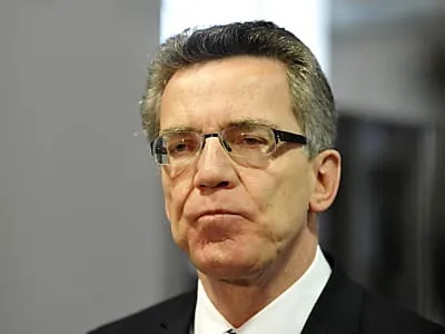 De Maizière tadelt Guttenberg