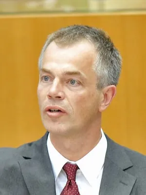 Farbskala von Grün über Gelb zu Rot