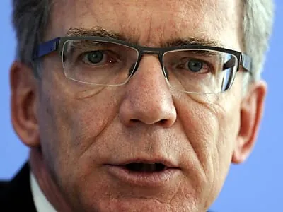 Möglicher Werbespruch für die Bundeswehr: "Wir.Dienen.Deutschland."