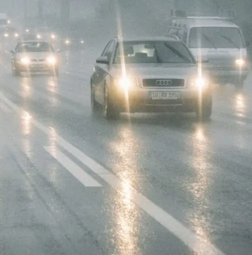 Kfz-Betriebe und Augenoptiker laden zum Licht- und Sehtest