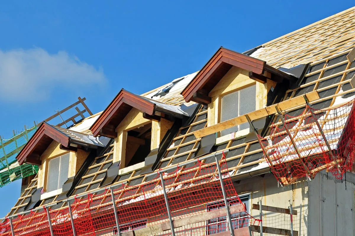 Unfälle auf dem Bau: Diese Folgen hat der Klimawandel