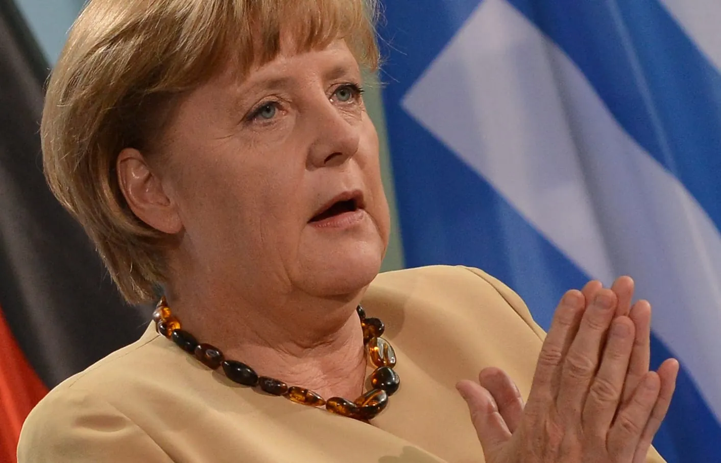 Griechenland: Kanzlerin Merkel pocht auf die Sparauflagen