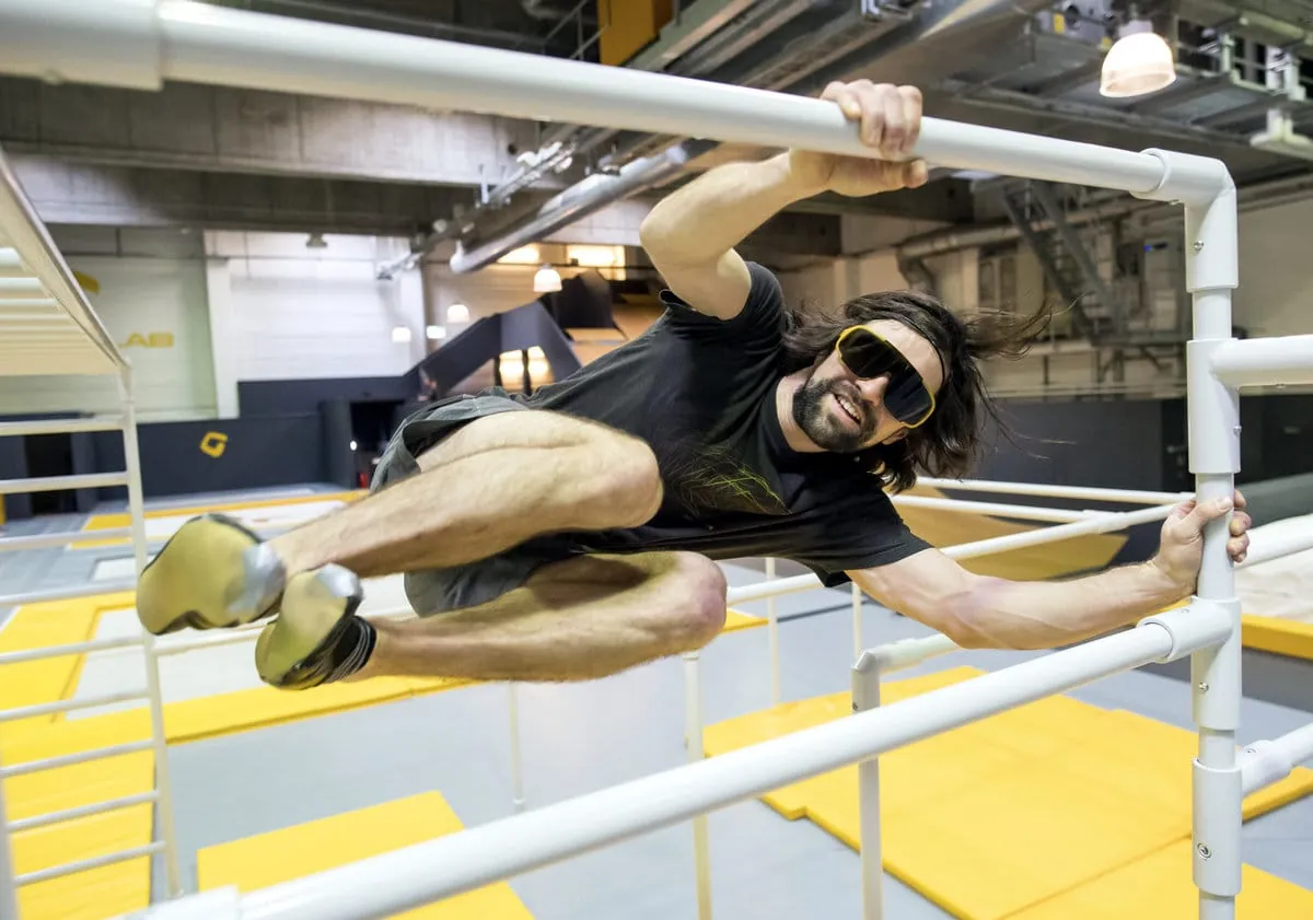 Messe Opti zeigt neueste Brillenmode und digitale Trends