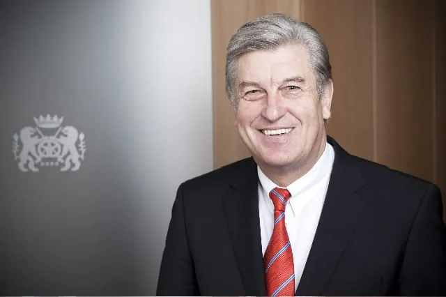 Peter Becker als Präsident bestätigt