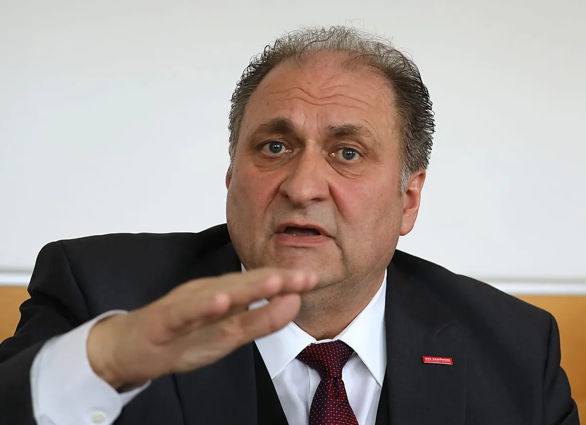 Wollseifer wünscht sich Ablösesumme für Azubis