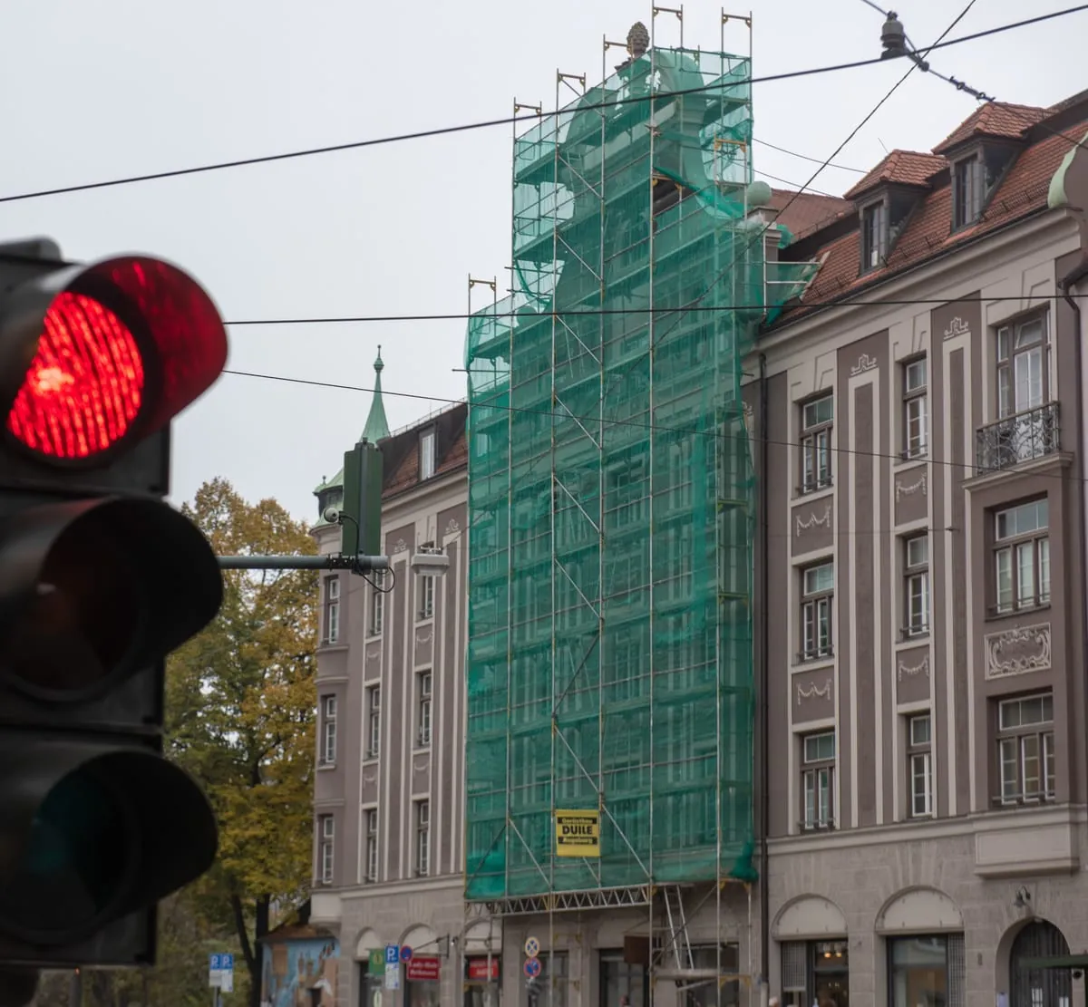 Handwerker halten in der Not zusammen
