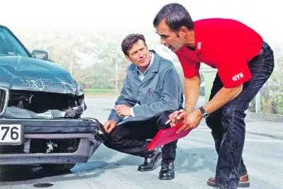 Welche Rolle Gutachter bei der Versicherung spielen