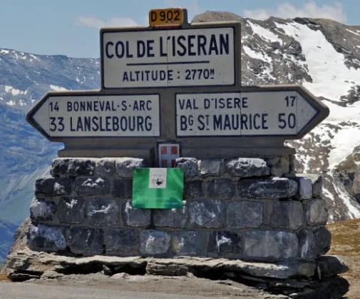 An den ersten Alpenpässen endet die Wintersperre