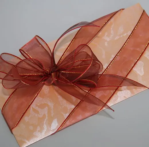 Kleine Geschenke zum Fest erhalten die Freundschaft