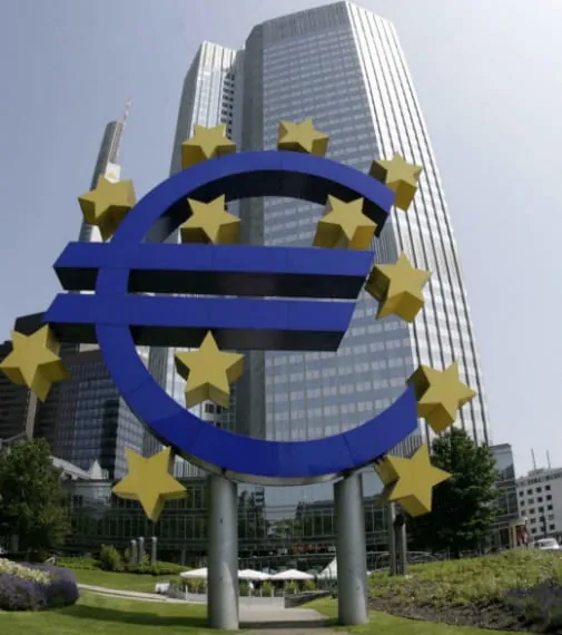 EZB bestätigt Leitzins auf historischem Tiefstand