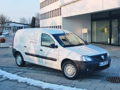 Im preiswertesten Nutzfahrzeug spartanisch von A nach B