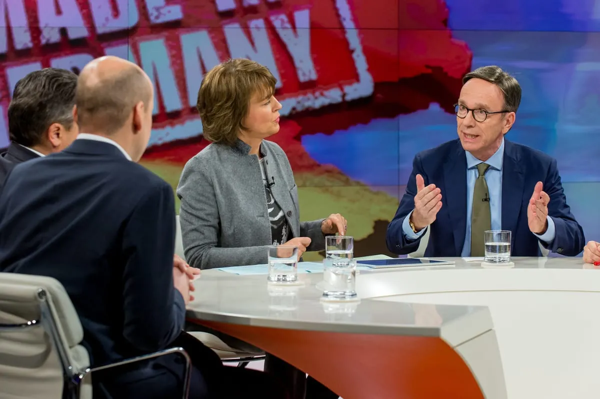 Diskussion bei Maybrit Illner: Sind Steuersenkungen der richtige Weg?