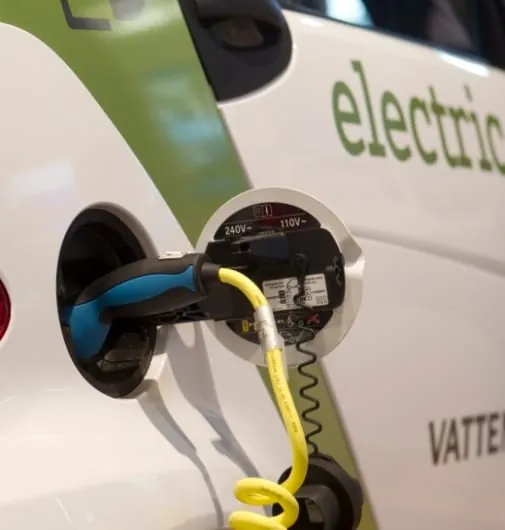 Förderung von E-Autos stößt auf Kritik