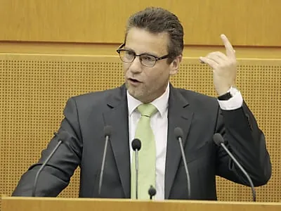 Opponieren ist nicht so einfach