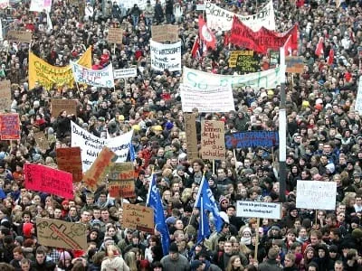 Studenten demonstrieren gegen Studiengebühren
