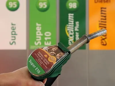 Ölkonzerne ändern nichts bei Benzin-Preissystem